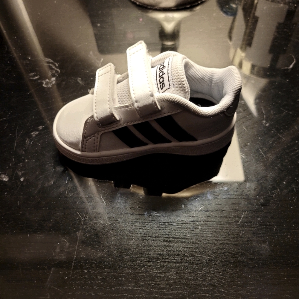 Adidas baby tennis shoes